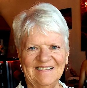 Meet your Posher, Donna